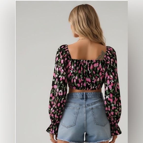 Floral Print Knot Front Flounce Sleeve Crop Blouse - Picture 3 of 8